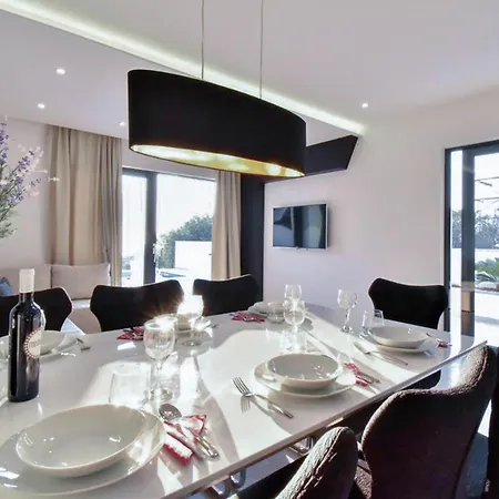 Semesterbostad 3 Bedroom Awesome In